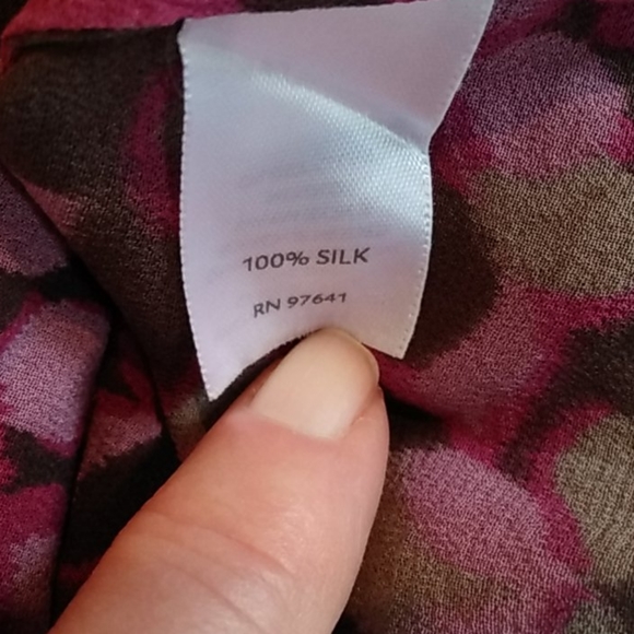 Small silk j Jill blouses long sleeve barely worn - Picture 7 of 7